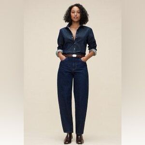 Banana Republic The High Rise Relaxed Taper Horseshoe Jean